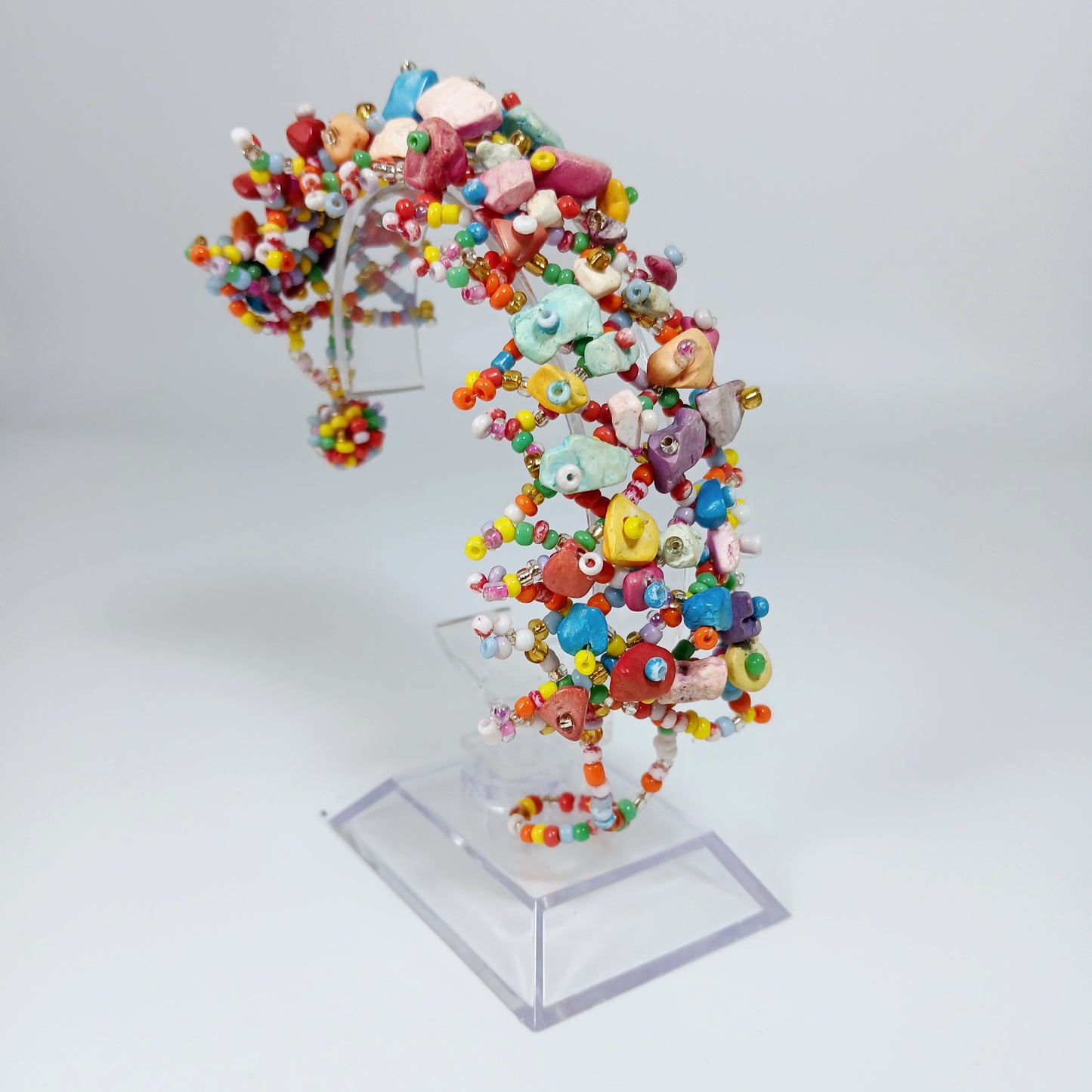 Multicolored beaded bracelet