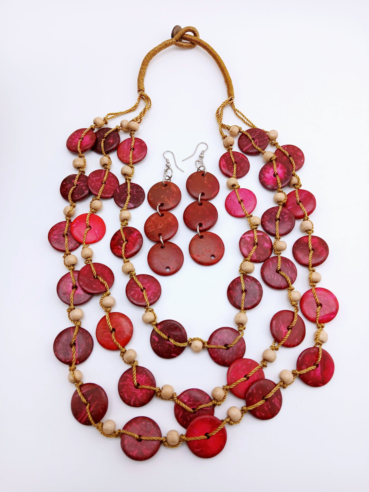 Maroon flat beaded necklace